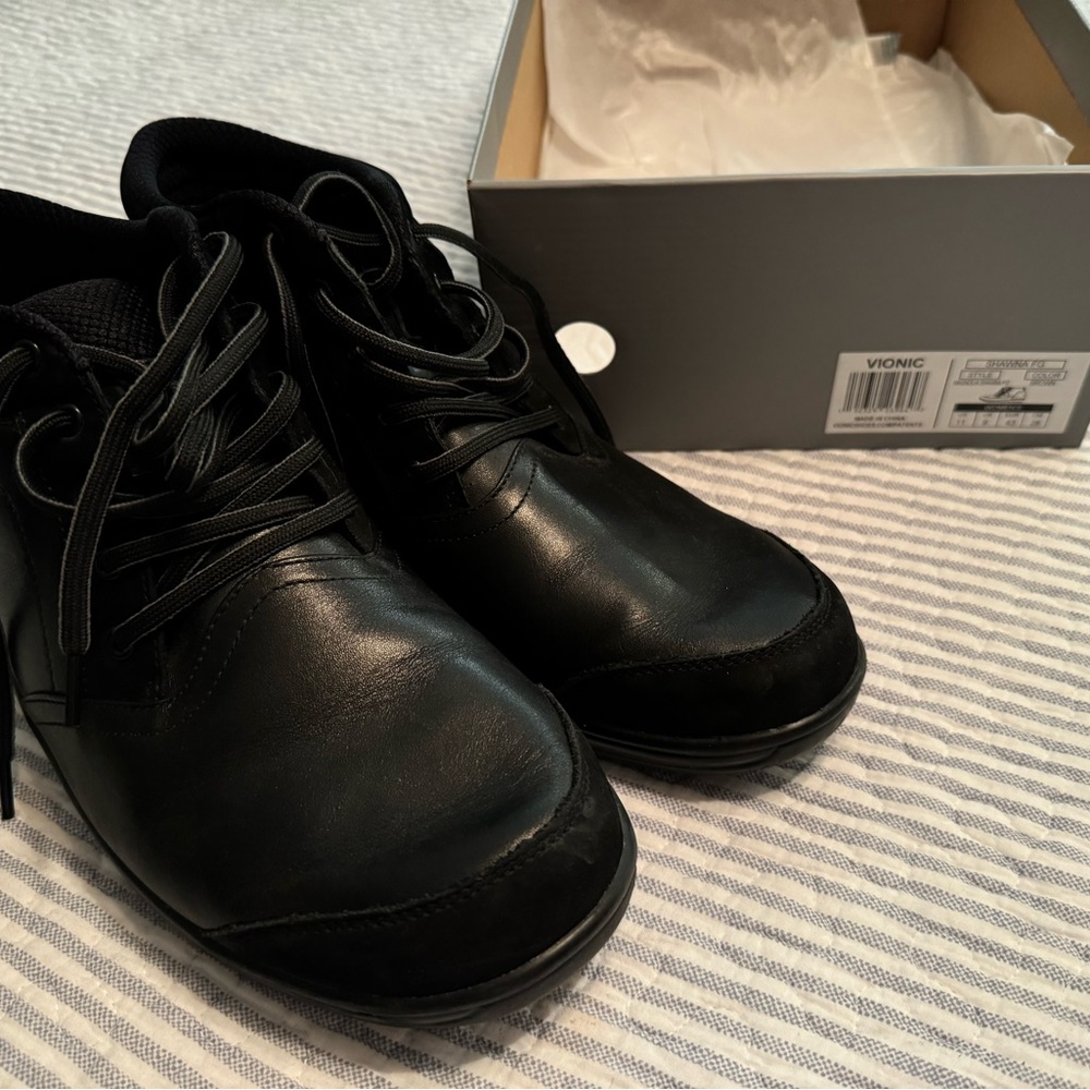 Vionic Boots